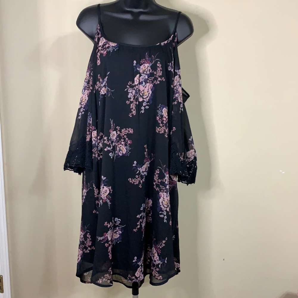 Xhilaration, Large, Black and Floral Dress